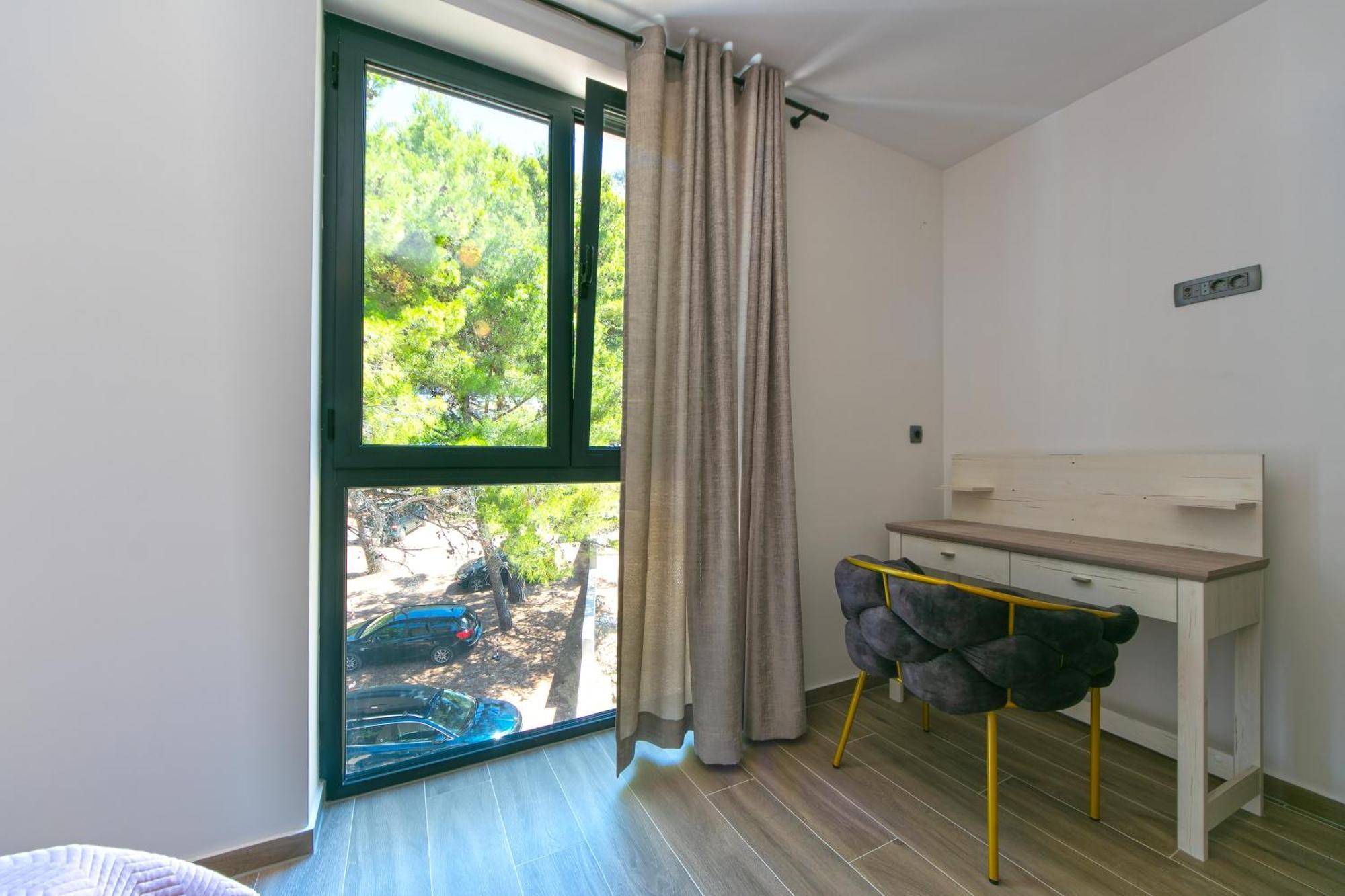 Apartments By The Sea Brela, Makarska - 6007 Szoba fotó